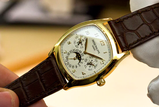 Introducing The Patek Philippe replica 5940 Ultra-Thin Perpetual Calendar